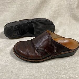 Finn Comfort Rich Brown Leather Slip-Ons with Velcro Closure
